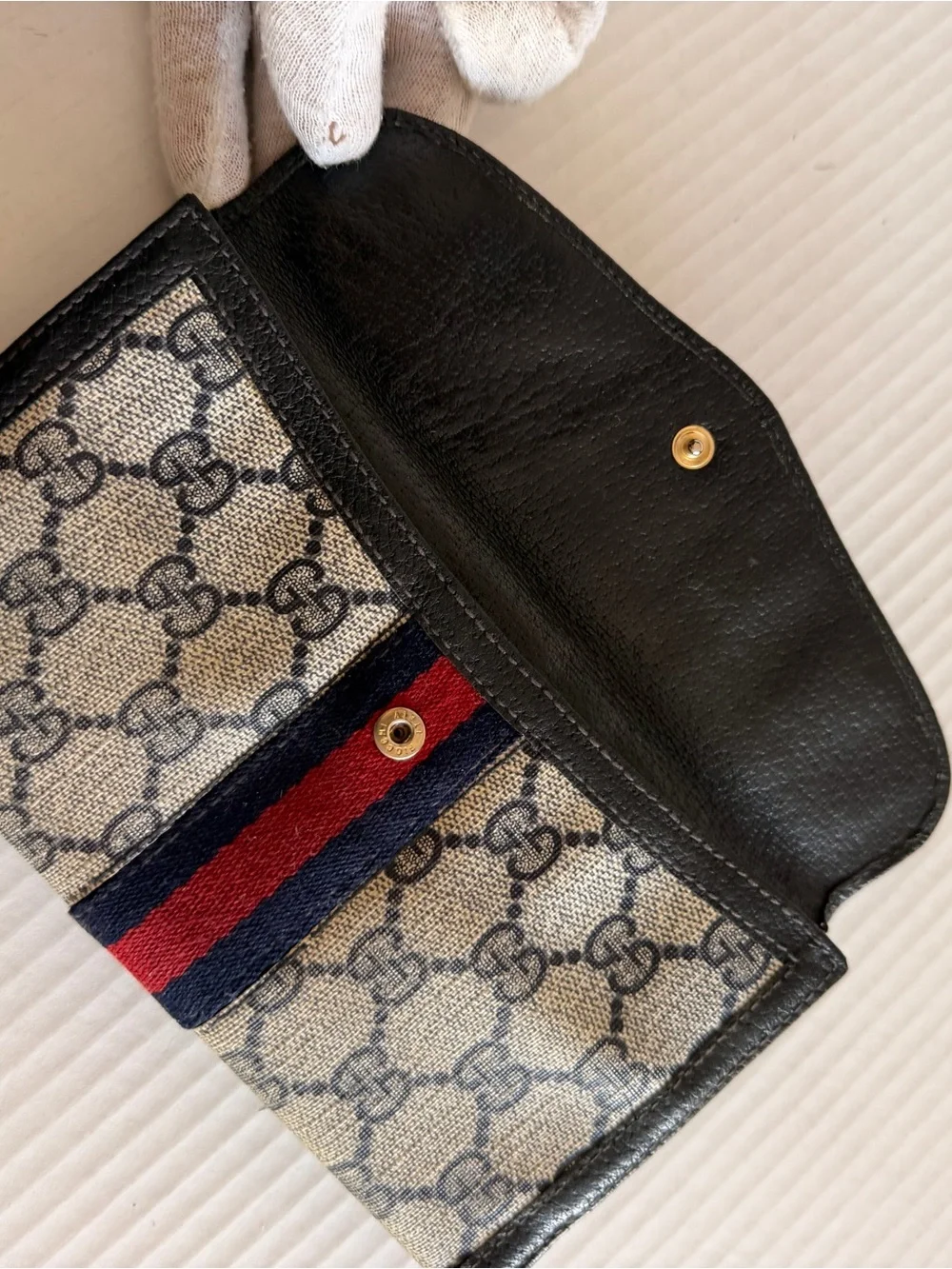 Gucci Beige GG Supreme Canvas Wallet with Black Trim and Navy/Red Web Stripe